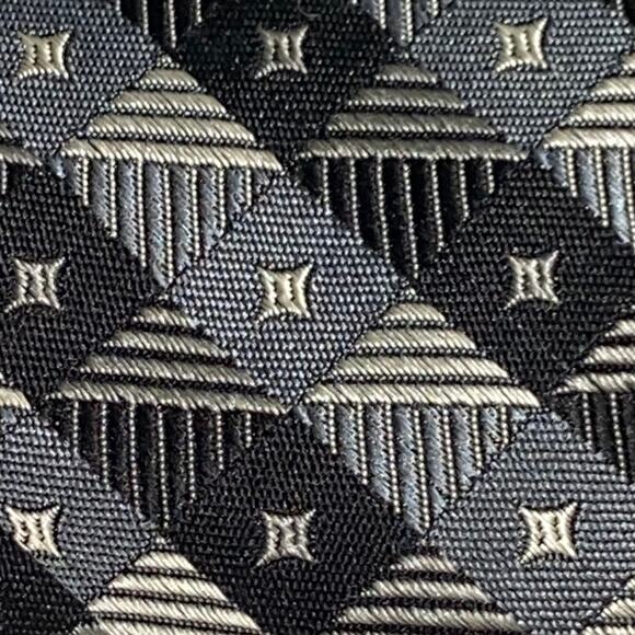 Michael Jacobs Collection Neck Tie Black Gray Geometric Silk USA 62x3.75 Suit - Picture 3 of 9